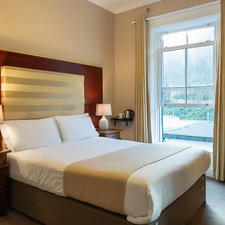 Hotel Leenane 3*