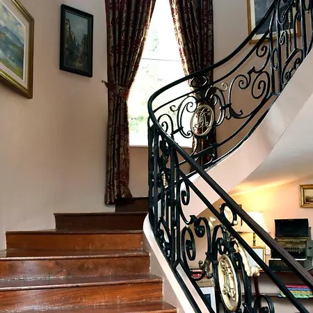 Hotel Leenane 3*